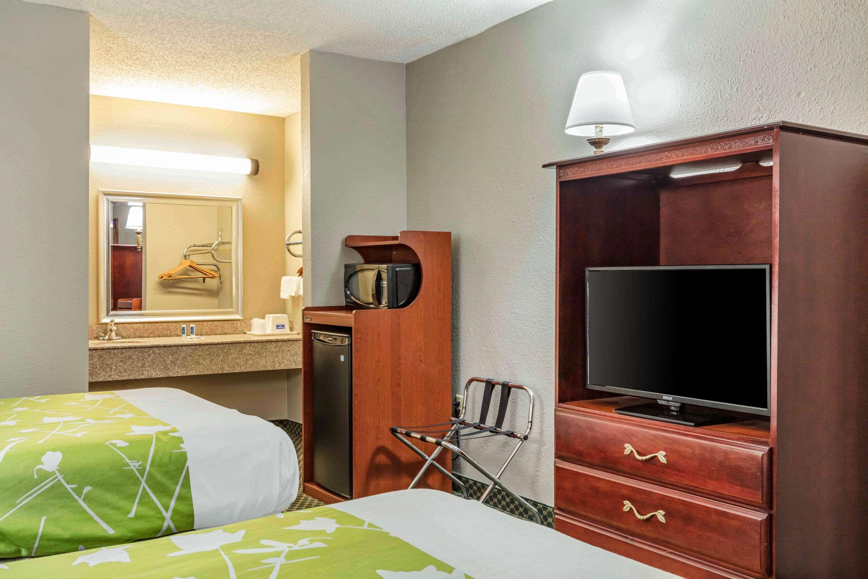 Rodeway Inn Prattville I-65 Exterior foto