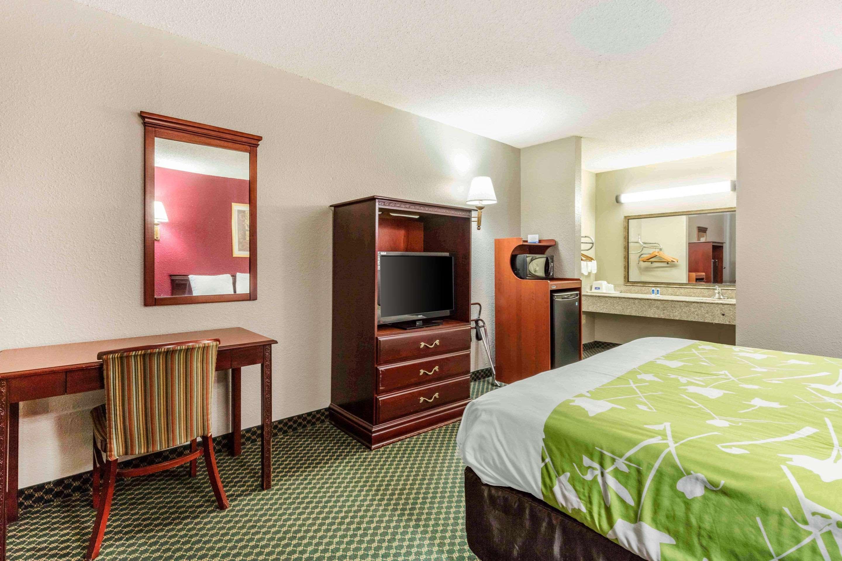 Rodeway Inn Prattville I-65 Exterior foto